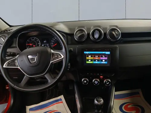 Dacia Duster TCe 130 FAP 4x2 Prestige - Photo 11