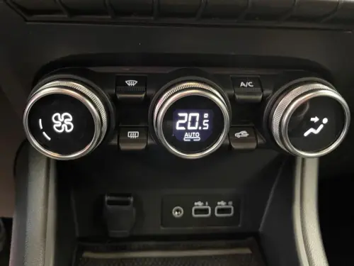 Renault Captur E-Tech full hybrid 145 Techno - Photo 21