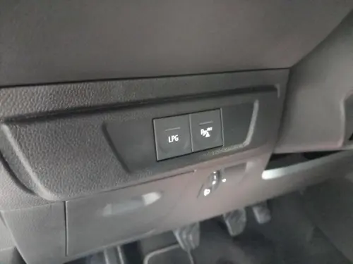Dacia Sandero ECO-G 100 Expression - Photo 19