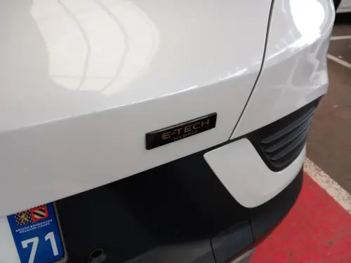 Renault Arkana E-Tech 145 - 23 Techno - Photo 19