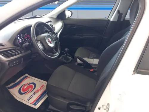 Fiat Tipo Tipo 5 Portes 1.4 95 ch Ligue 1 Conforama - Photo 9