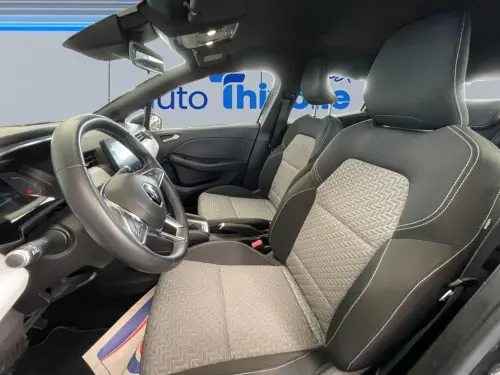 Renault Clio Clio E-Tech 140 Limited - Photo 9