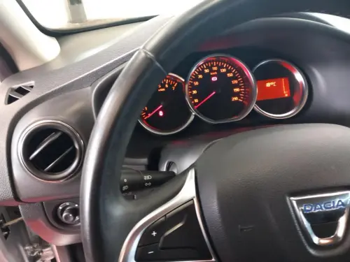 Dacia Sandero ECO-G 100 15 ans - Photo 13