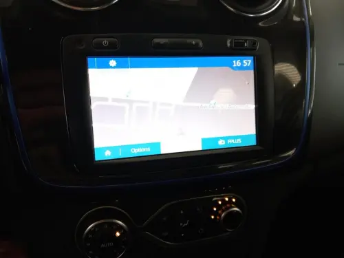 Dacia Sandero ECO-G 100 15 ans - Photo 22