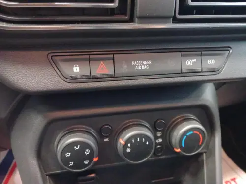 Dacia Sandero TCe 90 Confort - Photo 21