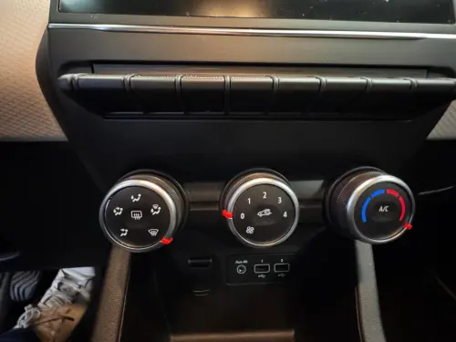 Renault Clio Clio TCe 90 Evolution - Photo 21