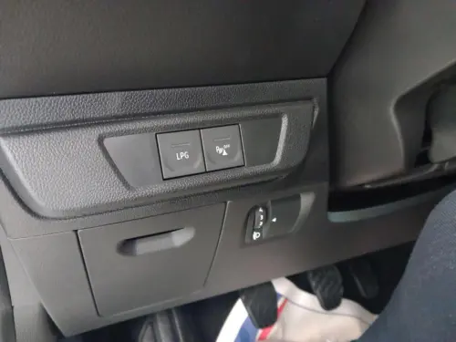 Dacia Sandero ECO-G 100 Expression - Photo 19