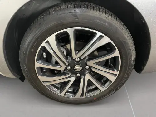 Suzuki Swift 1.2 Dualjet Hybrid Auto Privilège - Photo 8