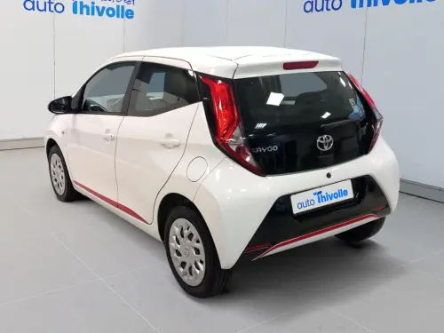 Toyota Aygo Aygo 1.0 VVT-i x-play - Photo 4