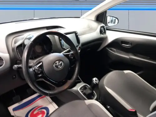 Toyota Aygo Aygo 1.0 VVT-i x-play - Photo 11