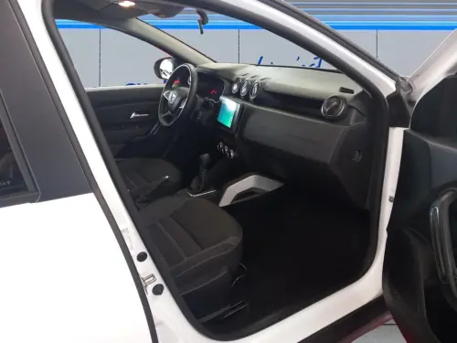 Dacia Duster TCe 150 FAP 4x2 EDC Prestige - Photo 16