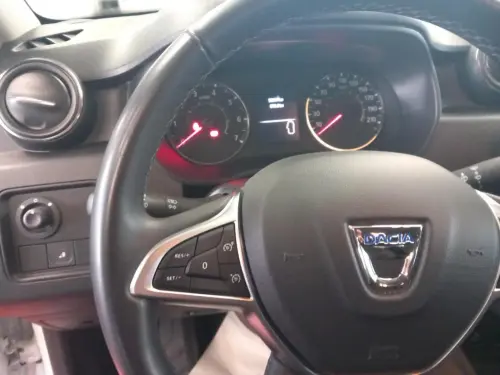 Dacia Duster TCe 150 FAP 4x2 EDC Prestige - Photo 13