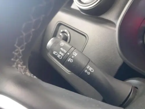 Dacia Duster TCe 150 FAP 4x2 EDC Prestige - Photo 24