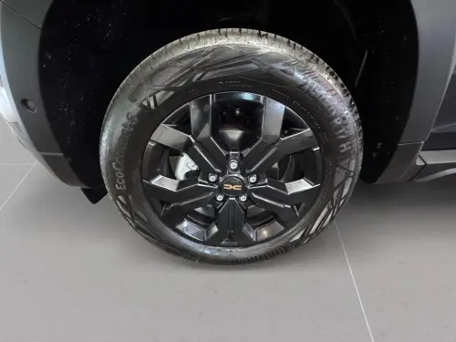 Dacia Duster TCe 150 4x2 EDC Extreme - Photo 8