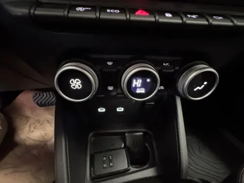 Dacia Duster TCe 150 4x2 EDC Extreme - Photo 21