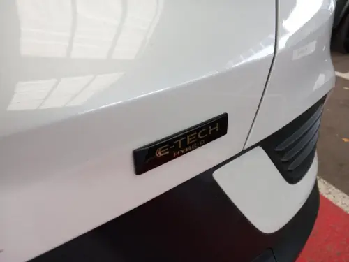 Renault Arkana E-Tech hybride 145 - 22 Techno - Photo 20