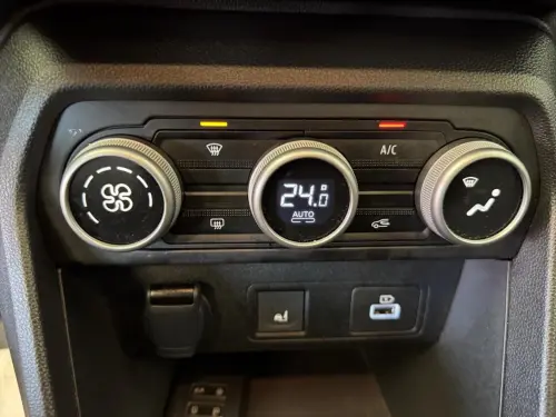 Dacia Jogger ECO-G 100 7 places Extreme + - Photo 21