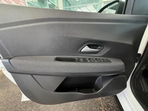 Dacia Sandero TCe 90 Stepway Expression - Photo 10