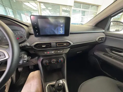 Dacia Sandero TCe 90 Stepway Expression - Photo 14