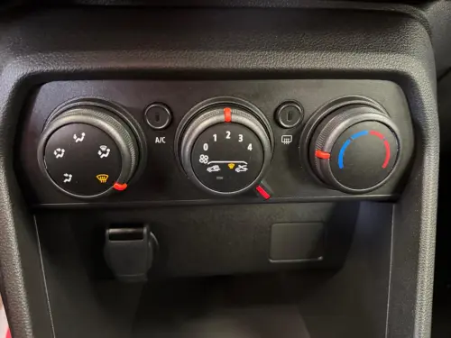 Dacia Sandero TCe 90 Stepway Expression - Photo 21