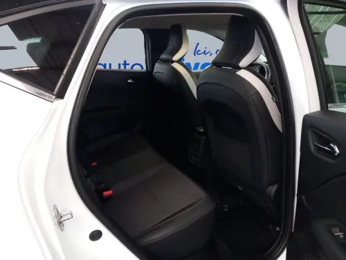 Renault Captur E-Tech hybride 145 Techno - Photo 17