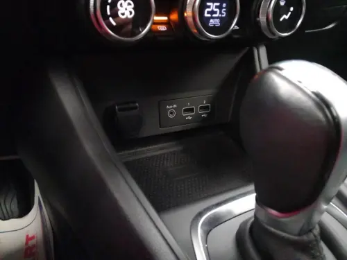 Renault Captur E-Tech hybride 145 Techno - Photo 24