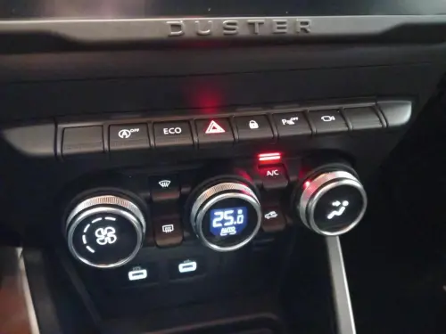 Dacia Duster ECO-G 100 4x2 Prestige + - Photo 22