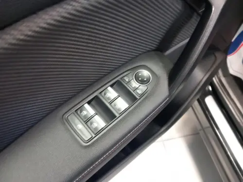 Renault Captur E-Tech 145 - 21 R.S. Line - Photo 10