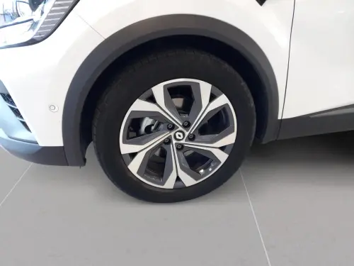 Renault Captur E-Tech 145 - 21B R.S. Line - Photo 8