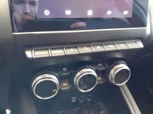 Renault Captur E-Tech 145 - 21B R.S. Line - Photo 21