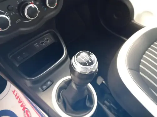 Renault Twingo Twingo III TCe 95 Intens - Photo 14