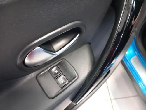 Dacia Sandero ECO-G 100 15 ans - Photo 10