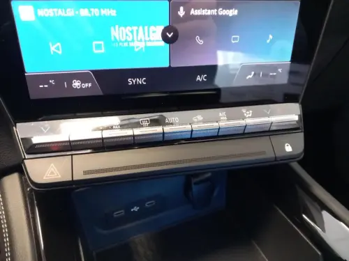 Renault Austral mild hybrid 160 auto Techno - Photo 22