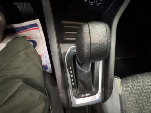 Renault Clio Clio E-Tech 140 - 21N Limited - Photo 23