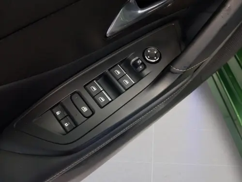 Peugeot 308 SW 308 SW BLUEHDI 130CH S&S EATS GT - Photo 10