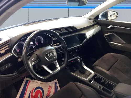 Audi Q3 35 TFSI 150 ch S tronic 7 Design Luxe - Photo 11