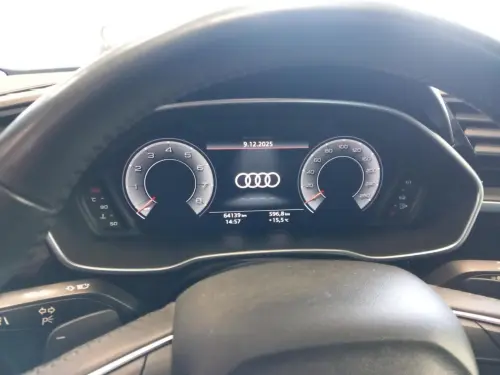 Audi Q3 35 TFSI 150 ch S tronic 7 Design Luxe - Photo 13