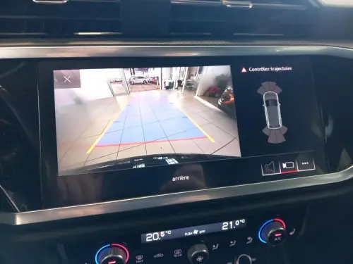 Audi Q3 35 TFSI 150 ch S tronic 7 Design Luxe - Photo 24