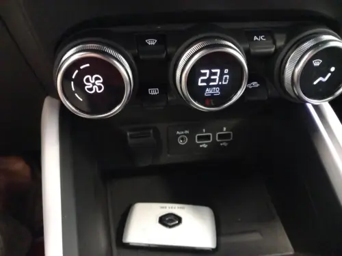 Renault Clio Clio TCe 90 - 21N Intens - Photo 23