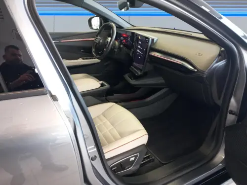 Renault Megane E-Tech Megane E-Tech EV60 220 ch super charge Iconic - Photo 16