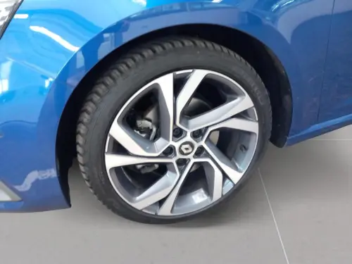 Renault Megane Mégane IV Berline E-TECH Plug-In Hybride 160 R.S. Line - Photo 8