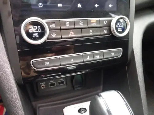 Renault Megane Mégane IV Berline E-TECH Plug-In Hybride 160 R.S. Line - Photo 23