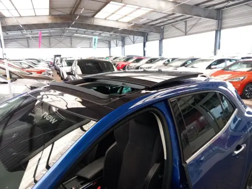 Renault Megane Mégane IV Berline E-TECH Plug-In Hybride 160 R.S. Line - Photo 24