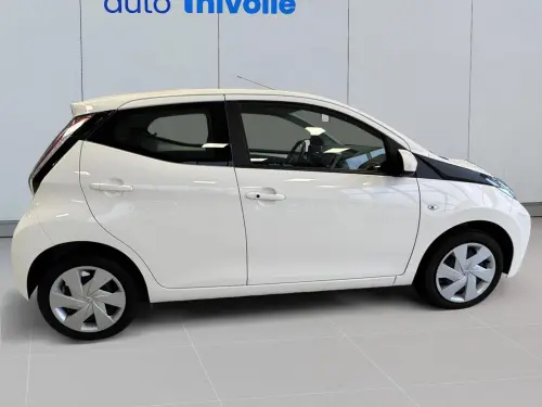 Toyota Aygo 1.0 VVT-i x - Photo 5