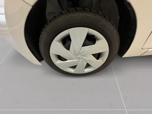 Toyota Aygo 1.0 VVT-i x - Photo 8