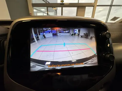 Toyota Aygo 1.0 VVT-i x - Photo 24