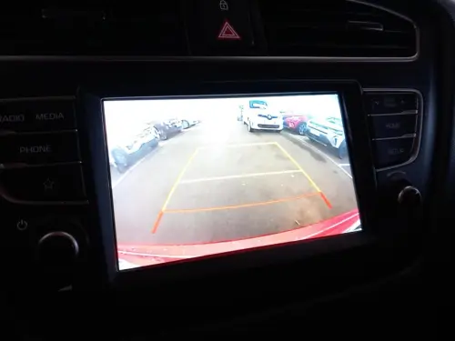 Hyundai i20 1.0 T-GDi 100 Edition #Style - Photo 24