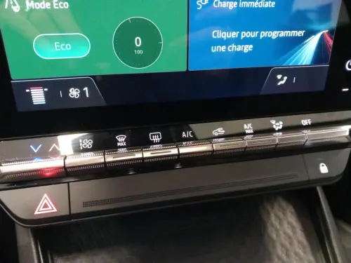 Renault Megane E-Tech Megane E-Tech 130 ch autonomie urbaine AC7 Equilibre - Photo 22