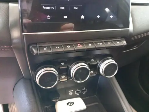 Renault Captur E-Tech 145 - 21B Initiale Paris - Photo 23