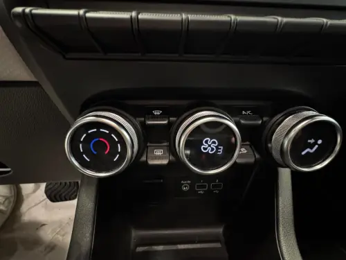 Renault Clio CLIO E-TECH 140-21 LIMITED - Photo 21